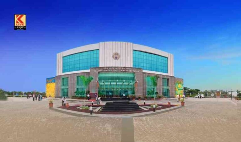 ಸಂಜೆ ಇಂಜಿನಿಯರಿಂಗ್ ಕಾಲೇಜುಗಳು ಬಂದ್