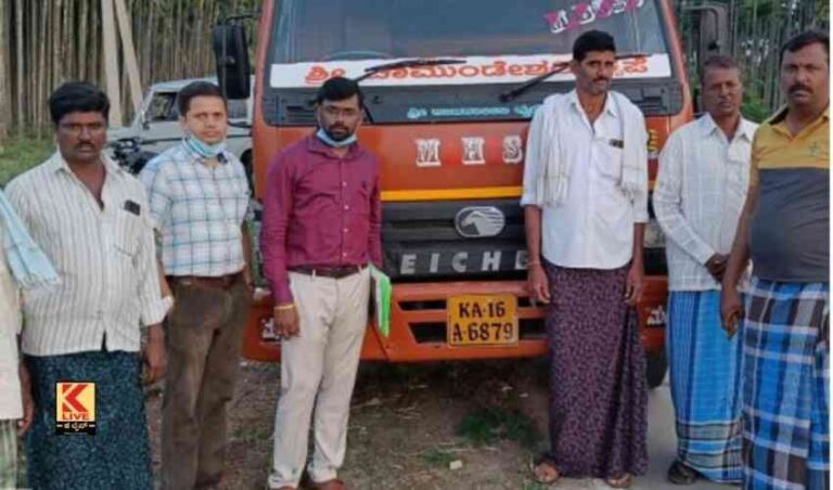 ರೈತರ ದೂರು : ನಕಲಿ ಗೊಬ್ಬರ ಲಾರಿ ಜಪ್ತಿ