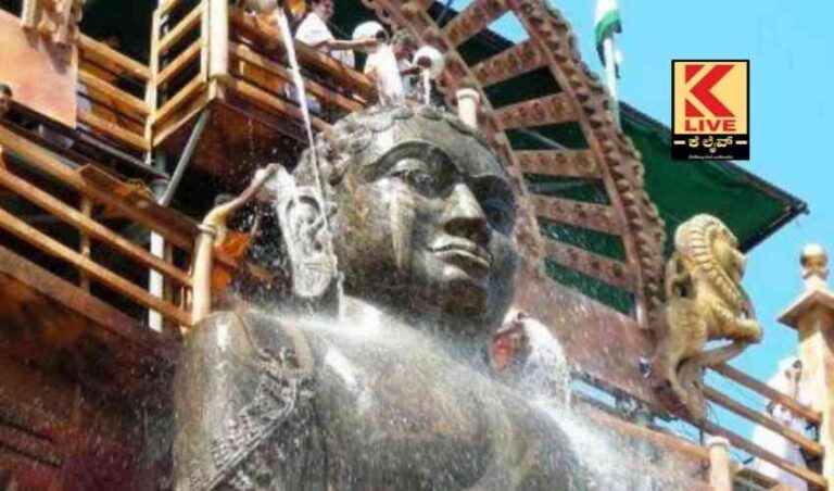 ಧರ್ಮಸ್ಥಳದ ಬಾಹುಬಲಿಗೆ ಪಾದಾಭಿಷೇಕ