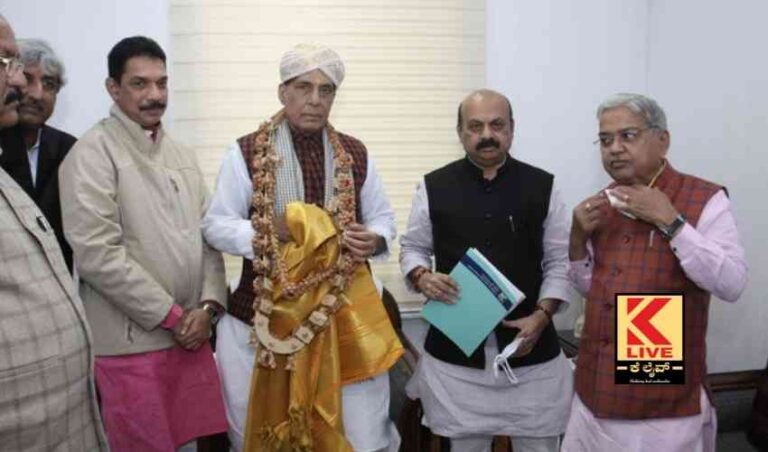 ದೆಹಲಿಯಲ್ಲಿ ರಾಜ್ಯವಿದ್ಯಮಾನಗಳ ಬಗ್ಗೆನಾಯಕರೊಂದಿಗೆ ಚರ್ಚೆ