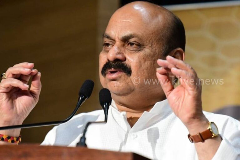 78 ಲಕ್ಷ ರೈತರ ಜಮೀನುಗಳ ಸರ್ವೇ ನಂಬರುಗಳಿಗೆ ಆಧಾರ್ ಜೋಡಣೆ-ಬೊಮ್ಮಾಯಿ