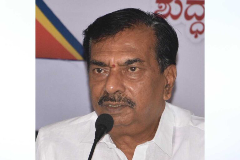 ಸತತ ಜಾಗೃತಿಯಿಂದ ಪ್ರಜಾಪ್ರಭುತ್ವ ಸದೃಢ- ಆಯನೂರು ಮಂಜುನಾಥ್