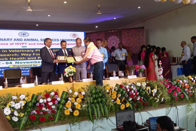 ಡಾ.ಎನ್.ಬಿ.ಶ್ರೀಧರ್ ಅವರಿಗೆ ಫೆಲೋಶಿಪ್