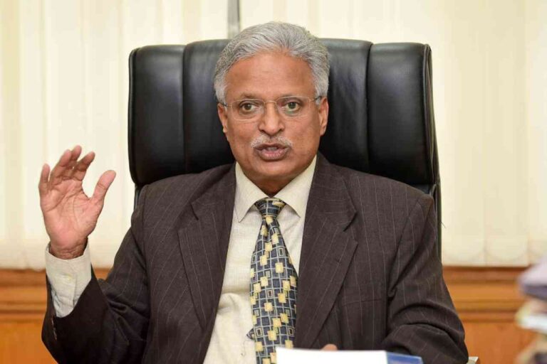 ಸರ್ಕಾರಿ ಕ ಚೇರಿ, ಆಸ್ಪತ್ರೆ ಮತ್ತು ಕೃಷಿಕೇಂದ್ರಗಳಲ್ಲಿ ಏನಾಗುತ್ತಿದೆ ತಿಳಿಯಿರಿ- ಬಿ.ಎಸ್.ಪಾಟೀಲ್