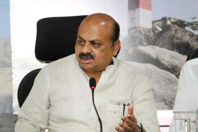 ಜನರ ಆರ್ಥಿಕತೆಗೆ ಬಾಧಕವಾಗದಂತೆ ಮುನ್ನೆಚ್ಚರಿಕೆ ಕ್ರಮ ಕೈಗೊಳ್ಳಿ- ಸೀಎಂ