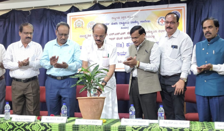 ಶಿಕ್ಷಣ ಬಾಳಿಗೆ ಪೂರಕಶಕ್ತಿನಿರ್ವಹಣೆಯನ್ನ ಜೀವನ ಕಲೆಯಿಂದ ತಿಳಿಯಿರಿ- ರಾಜಶೇಖರ್ ಹೆಬ್ಬಾರ್