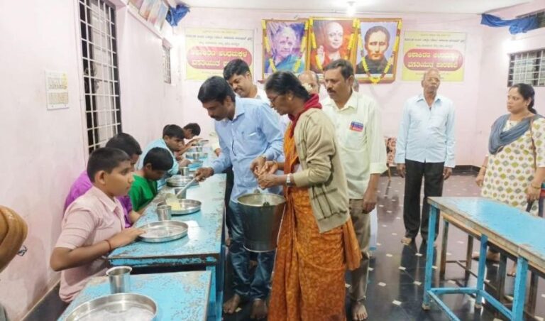 ಇರುವಷ್ಟು ದಿನಗೈದ ಮಾನವೀಯ ಸೇವೆಗಳೇ ಶಾಶ್ವತ- ಉಮಾಶಂಕರ್