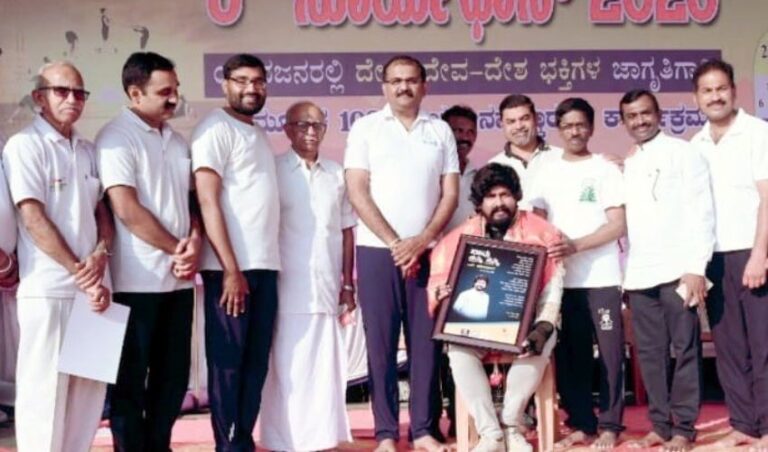 ಸರ್ಜಿ ಪ್ರತಿಷ್ಠಾನದಿಂದ  ನೀವು ನಮ್ಮ ಹೆಮ್ಮೆ ಸ್ಮರಣಿಕೆ ವಿತರಣೆ