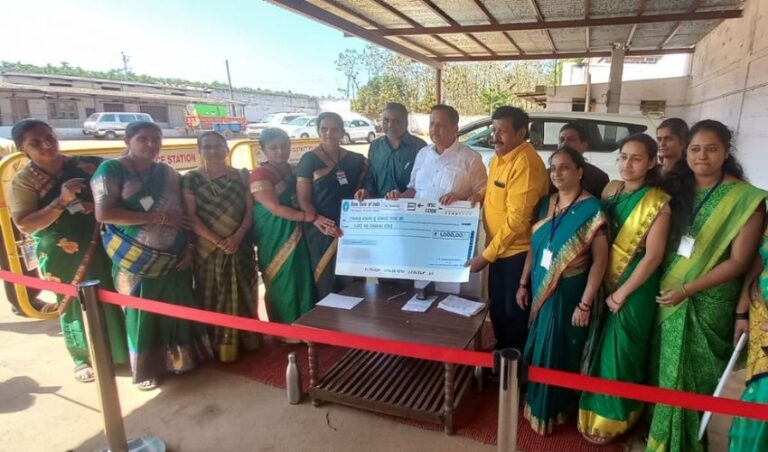 ವಿಪ್ರ ಮಹಿಳಾ ಸ್ವಸಹಾಯ ಸಂಘಕ್ಕೆ ಸರ್ಕಾರದಿಂದ ಉಚಿತ ಸಹಾಯಧನ ವಿತರಣೆ