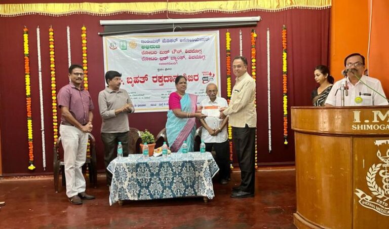 ರಕ್ತದಾನ ಜಾತಿ ಮತ ಧರ್ಮ ಒಗ್ಗೂಡಿಸುವ ಸಂಕೇತವೂ ಆಗಿದೆ- ಡಾ.ಅರುಣ್