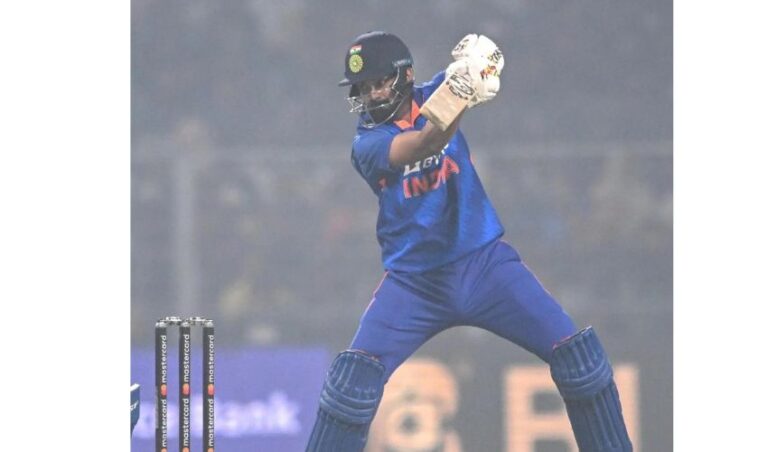 ರಾಹುಲ್ ತಾಳ್ಮೆ ಬ್ಯಾಟಿಂಗ್  ಲಂಕನ್ನರ ವಿರುದ್ಧ ಏಕದಿನ ಸರಣಿಗೆದ್ದ ಭಾರತ