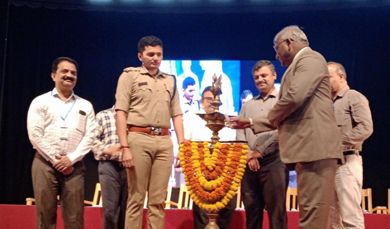 ಮತದಾರರಲ್ಲಿ ಸಕ್ರೀಯವಾಗಿ ಮತದಾನ ಪ್ರಕ್ರಿಯೆಯಲ್ಲಿ ಪಾಲ್ಗೊಳ್ಳಬೇಕು-ನ್ಯಾ.ಮಲ್ಲಿಕಾರ್ಜುನ ಗೌಡ