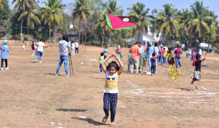 ಎಲ್ಲರ ಮನಸೆಳೆದ ವಿಶಿಷ್ಟ ಗಾಳಿಪಟ ಹಬ್ಬ