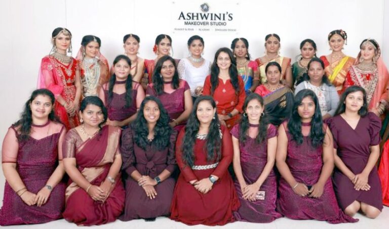 ಮಹಿಳೆಯರಿಗೆ ಶಿವರಾತ್ರಿ ಪ್ರಯುಕ್ತ ಮೇಕಪ್ ವಿಶೇಷ ಶಿಬಿರ