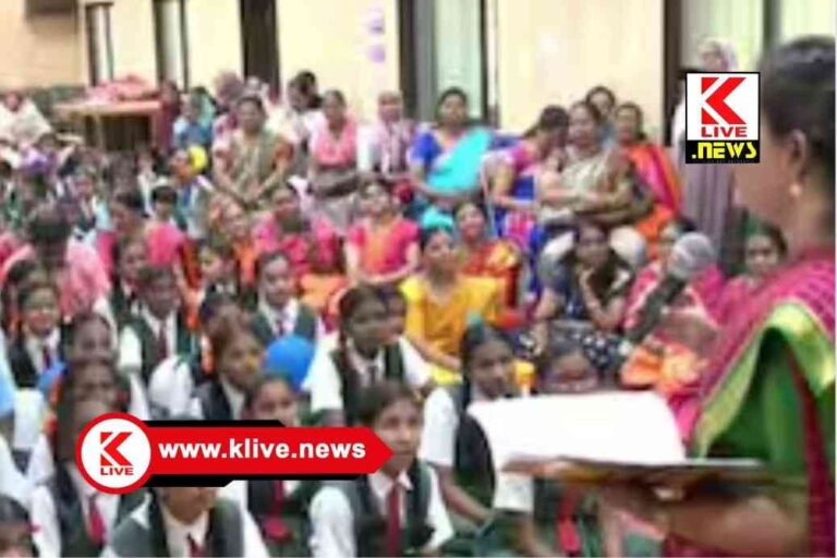 Karnataka Schools Reopening ಶಾಲಾರಂಭದ ದಿನ.ಮಕ್ಕಳಿಗೆ ಪಾಠ ಮಾಡಿ ಸಂತಸಪಟ್ಟ ಧಾರವಾಡ ಜಿಲ್ಲಾಧಿಕಾರಿ