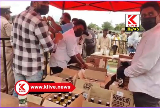 Dr. K. Sudhakar ಸಂಸದ ಸುಧಾಕರ್ ಏರ್ಪಡಿಸಿದ್ದರೆಂದು ಹೇಳಲಾದ “ಎಣ್ಣೆ” ಬಾಟಲಿ ಸಮಾರಾಧನೆ ಬಗ್ಗೆ ಕಾಂಗ್ರೆಸ್ ಲೇವಡಿ