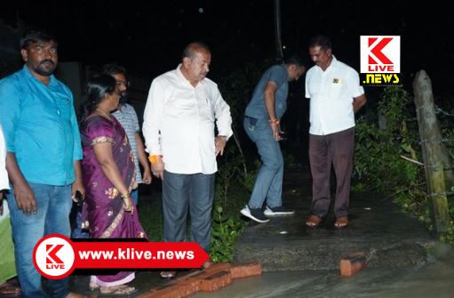 S.N.Chennabasappa ಬಸವ ಗಂಗೂರಿನ ಕೆರೆ ಕೋಡಿ ಒಡೆದು ಅನಾಹುತ.ಶಾಸಕ ಚೆನ್ನಿ ಭೇಟಿ ಪರಿಶೀಲನೆ