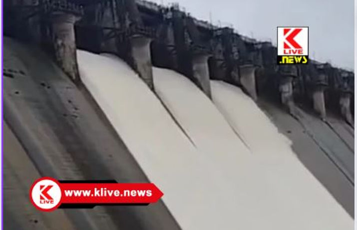 Linganamakki Dam ಲಿಂಗನಮಕ್ಕಿ ಡ್ಯಾಂ ನಿಂದ 10.000 ಕ್ಯುಸೆಕ್ ನೀರು ಬಿಡುಗಡೆ ಅಪೂರ್ವ ದೃಶ್ಯ ಕಂಡ ಪ್ರವಾಸಿಗರಿಗೆ ಖುಷಿಯೋ ಖುಷಿ