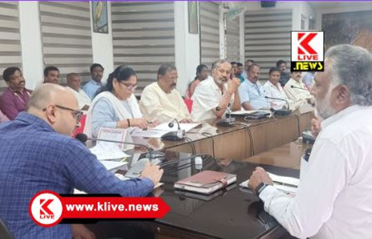 D. Devaraja Arasu ಆಗಸ್ಟ್ 20 ರಂದು ದೇವರಾಜ ಅರಸು & ನಾರಾಯಣ ಗುರು ಜಯಂತಿ ಆಚರಣೆಗೆ ಜಿಲ್ಲಾಡಳಿತ ಸಜ್ಜು- ಡೀಸಿ ಗುರುದತ್ತ ಹೆಗಡೆ