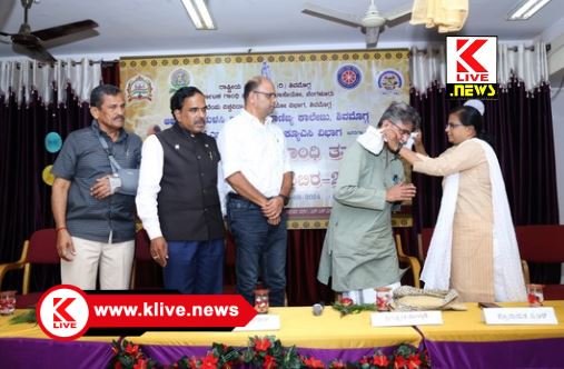 Acharya Tulsi National College of Commerce ಜಗತ್ತು ಬದಲಾಯಿಸಬೇಕೆಂಬ ಹಂಬಲ ಗಾಂಧೀಜಿಯಲ್ಲಿತ್ತು. ಅವರದ್ದು ಪ್ರಯೋಗಶೀಲ ಜೀವನ- ಲಕ್ಷ್ಮೀಶ ತೋಳ್ಪಾಡಿ