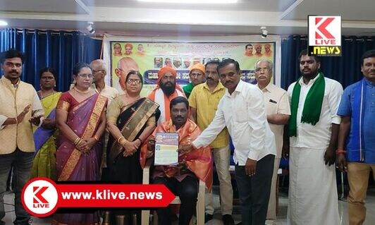 Sandipani English Medium School ಶಿಕ್ಷಕ, ರಂಗಕರ್ಮಿ ಚೇತನ್ ಸಿ. ರಾಯನಹಳ್ಳಿಗೆ “ಸದ್ಭಾವನಾ ಸೇವಾರತ್ನ” ಪ್ರಶಸ್ತಿ