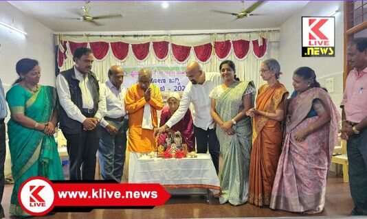 Friends Centre Shivamogga ಇತಿಹಾಸ, ಸಂಸ್ಕೃತಿ ಅರಿವು ಮೂಡಿಸಲು ಬೊಂಬೆ ಪ್ರದರ್ಶನ ಸಹಕಾರಿ- ವಿ.ನಾಗರಾಜ್