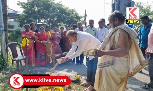 S.N.Chennabasappa ಶ್ರೀಬನಶಂಕರಿ ದೇಗುಲದ ಸ್ವಾಗತ ಕಮಾನಿಗೆ ಗುದ್ದಲಿಪೂಜೆ