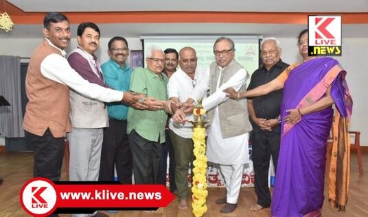 DVS College of Arts, Science and Commerce ಬಸವಣ್ಣನವರ ವಚನ ಓದಿ ಅರ್ಥೈಸಿಕೊಂಡು ಜೀವನದಲ್ಲಿ‌ ಅಳವಡಿಸಿಕೊಳ್ಳಬೇಕು- ಡಾ.ಅರವಿಂದ ಜತ್ತಿ