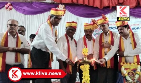 Karnataka Rajyotsava ಕೊರಿಯರ್ ಮುಂತಾಗಿ ಅಂಚೆಗೆ ಪರ್ಯಾಯ ಬಂದರೂ ಅಂಚೆ ಸೇವೆ ಕುಂದಿಲ್ಲ- ಡಾ.ಎಚ್.ಬಿ.ಮಂಜುನಾಥ್