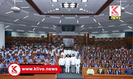 Madhu Bangarappa ಬೆಳಗಾವಿ ಅಧಿವೇಶನಕ್ಕೆ ಸ್ವಕ್ಷೇತ್ರದ ಮಕ್ಕಳನ್ನ ಆಹ್ವಾನಿಸಿ ಮಕ್ಕಳ ಮೆಚ್ಚುಗೆ ಪಡೆದ ಸಚಿವ ಮಧು ಬಂಗಾರಪ್ಪ