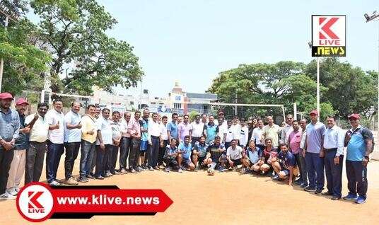 ಸರ್ಕಾರಿ ನೌಕರರ ಕ್ರೀಡಾಕೂಟ. ವಾಲಿಬಾಲ್ ನಲ್ಲಿ ಸೊರಬ ತಂಡದ ವಿರುದ್ಧ ಶಿವಮೊಗ್ಗ ತಂಡಕ್ಕೆ ಭಾರೀ ಜಯ