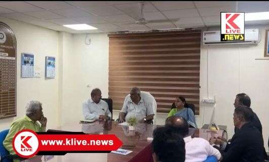 S. N. Channabasappa ಕ್ಷೇತ್ರದ ಬೇಡಿಕೆಗಳ ಬಗ್ಗೆ ಪಶುವೈದ್ಯಕೀಯ ಇಲಾಖಾ ಸಚಿವರೊಂದಿಗೆ ಶಾಸಕ ಚೆನ್ನಿ‌ ಚರ್ಚೆ