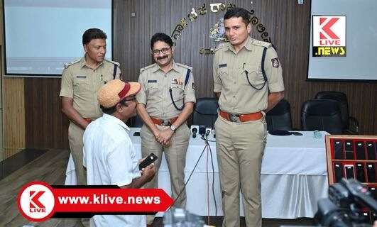 Shivamogga Police ಗುಡ್ ನ್ಯೂಸ್.!   ₹ 16,35000 ಮೌಲ್ಯದ ವಿವಿಧ ಮೊಬೈಲ್ ಗಳ ಪತ್ತೆ ಮಾಡಿ ಮಾಲೀಕರಿಗೆ ಒಪ್ಪಿಸಿದ ಪೊಲೀಸ್ ಇಲಾಖೆ