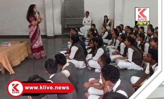 Sri Ramakrishna Vidyaniketan School ಎಸ್ಎಸ್ಎಲ್ ಸಿ ವಿದ್ಯಾರ್ಥಿನಿಯರಿಗೆ ಡಾ.ಶುಭ್ರತಾ ಅವರಿಂದ ಒತ್ತಡ ರಹಿತ ಅಧ್ಯಯನದ ಬಗ್ಗೆ ತಿಳುವಳಿಕೆ