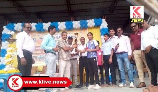 Department of School Education ಓದಿನ ಜೊತೆ ಕ್ರೀಡೆಯಲ್ಲಿ ಭಾಗವಹಿಸಿ, ದೈಹಿಕ, ಮಾನಸಿಕ ಸಾಮರ್ಥ್ಯ ಪರೀಕ್ಷಿಸಿಕೊಳ್ಳಬಹುದು- ಗಿರೀಶ್