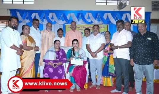 Shimoga Housing Co-operative Society ಶಿವಮೊಗ್ಗ ಹೌಸಿಂಗ್ ಸೊಸೈಟಿಯಿಂದ ಪ್ರತಿಭಾ ಪುರಸ್ಕಾರ