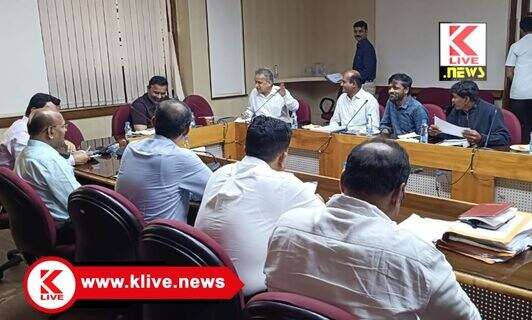 Santhosh Lad ಕಾರ್ಖಾನೆ ನೌಕರರ ಸಮಸ್ಯೆ & ಪರಿಹಾರ ಕುರಿತು ಸಚಿವ ಸಂತೋಷ್ ಲಾಡ್ ಅಧ್ಯಕ್ಷತೆಯಲ್ಲಿ ಉನ್ನತ ಮಟ್ಟದ ಸಭೆ