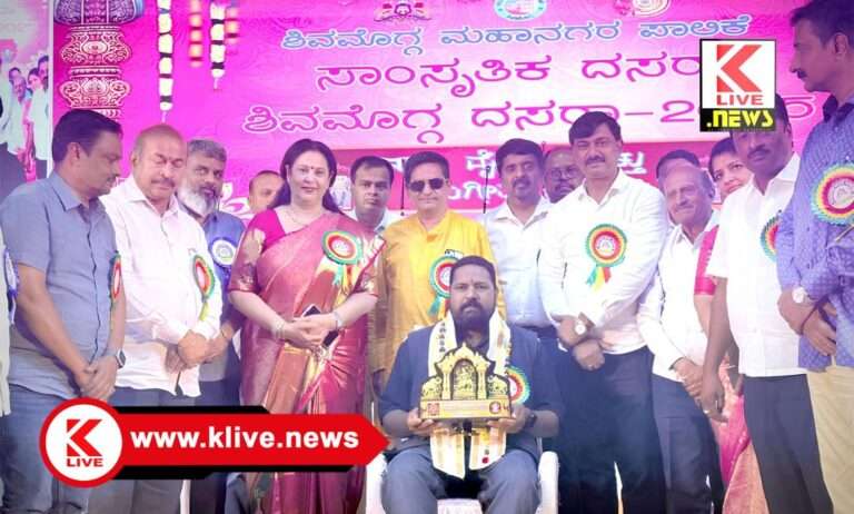 Department of Kannada Culture ರಘು ಗುಂಡ್ಲುಗೆ ಅತ್ಯುತ್ತಮ ಸಿನಿಮಾ ಪ್ರಚಾರಕ ಪ್ರಶಸ್ತಿ