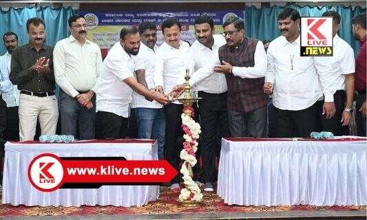 Shadakshari C S ಪ್ರಸ್ತುತ ದಿನಮಾನಗಳಲ್ಲಿ ಇಡೀದಿನ ಆಗುವ ಕೆಲಸವನ್ನ ಒಂದೇ ಗಂಟೆಯಲ್ಲಿ ಮುಗಿಸುವ ಅಗತ್ಯವಿದೆ,- ಸಿ.ಎಸ್.ಷಡಾಕ್ಷರಿ.