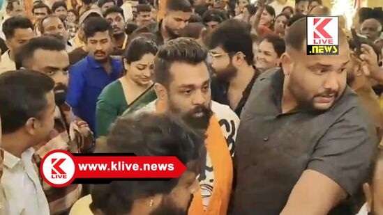 Sagara Marikamba Jatre 2026 ಸಾಗರ ಜಾತ್ರೆಯಲ್ಲಿ ಮಿಂಚಿದ ಸಿನಿಮಾ ತಾರೆಯರಾದ ಧ್ರುವ ಸರ್ಜಾ ಮತ್ತು ರಚಿತಾ ರಾಂ.