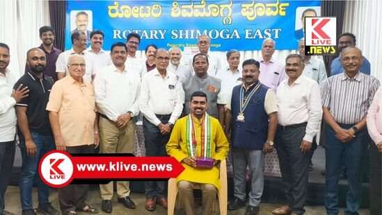 Rotary Club Shimoga ಪ್ರತಿಯೊಬ್ಬರೂ ಸಮಾಜಮುಖಿ ಮನೋಭಾವ ಬೆಳೆಸಿಕೊಳ್ಳಬೇಕು- ಪ್ರಭಂಜನ.