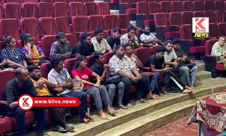 Shivamogga Rangayana “ಸ್ವಾತಂತ್ರ್ಯದ ಓಟ” ನಾಟಕ ಕುರಿತು ಮಾತಾಡಿ, ಉದ್ಘಾಟಿಸಿದ ಅಂಕಣಕಾರ ಬಿ.ಚಂದ್ರೇಗೌಡ
