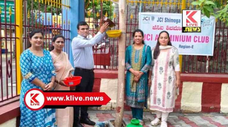JCI Shimoga Malnad ಬೇಸಿಗೆ ನೀರಿನ ಬೇಗೆ ನೀಗಲುಜೆಸಿಐ ಭಾವನಾ ದಿಂದ ಹಕ್ಕಿಗಳಿಗೆ ನೀರುಣಿಸುವ ಚಟುವಟಿಕೆ- ಪೂರ್ಣಿಮಾ ಸುನೀಲ್.