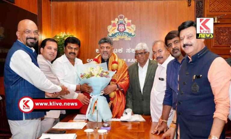 ಶಿವಮೊಗ್ಗ ಜನತೆಯ ಪರವಾಗಿ ಸೀಎಂ ಡಿ.ಕೆ ಶಿವಕುಮಾರ್ ಗೆ, ಸಂಸದ, ಶಾಸಕರಾದಿಯಾಗಿ ಅಭಿನಂದನೆ ಸಲ್ಲಿಕೆ