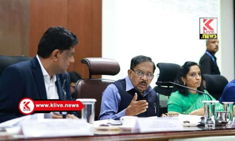ಡಿಸಿಎಂ ಡಾ.ಜಿ.ಪರಮೇಶ್ವರ ಅವರಿಂದ ಚಿಕ್ಕಬಳ್ಳಾಪುರ ಜಿಲ್ಲೆಯ ಬರ ಪರಿಸ್ಥಿತಿ ಅಧ್ಯಯನ